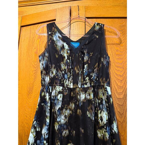 Simply Vera Vera Wang Dresses & Skirts - Vera Wang Floral Swing Dress